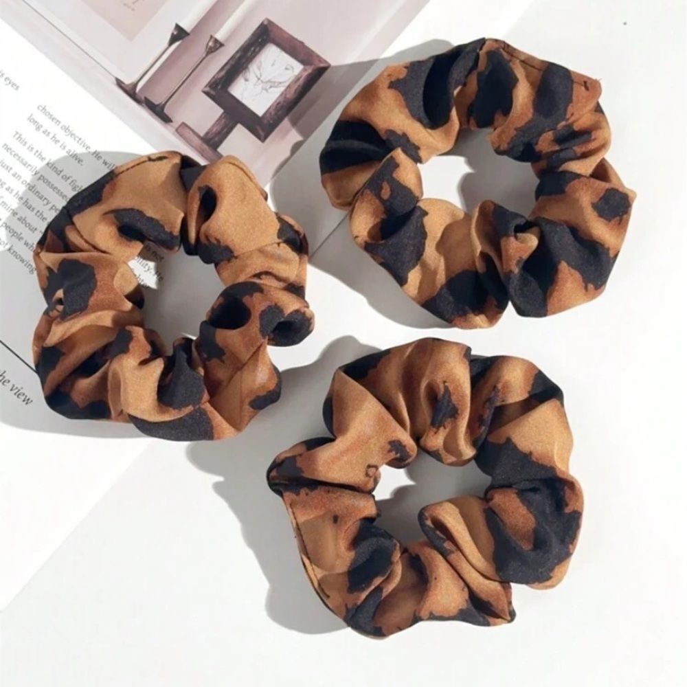 3for$20 3pcs Women Fashion Leopard Print Fabric Scrunchies Ponytail Holders